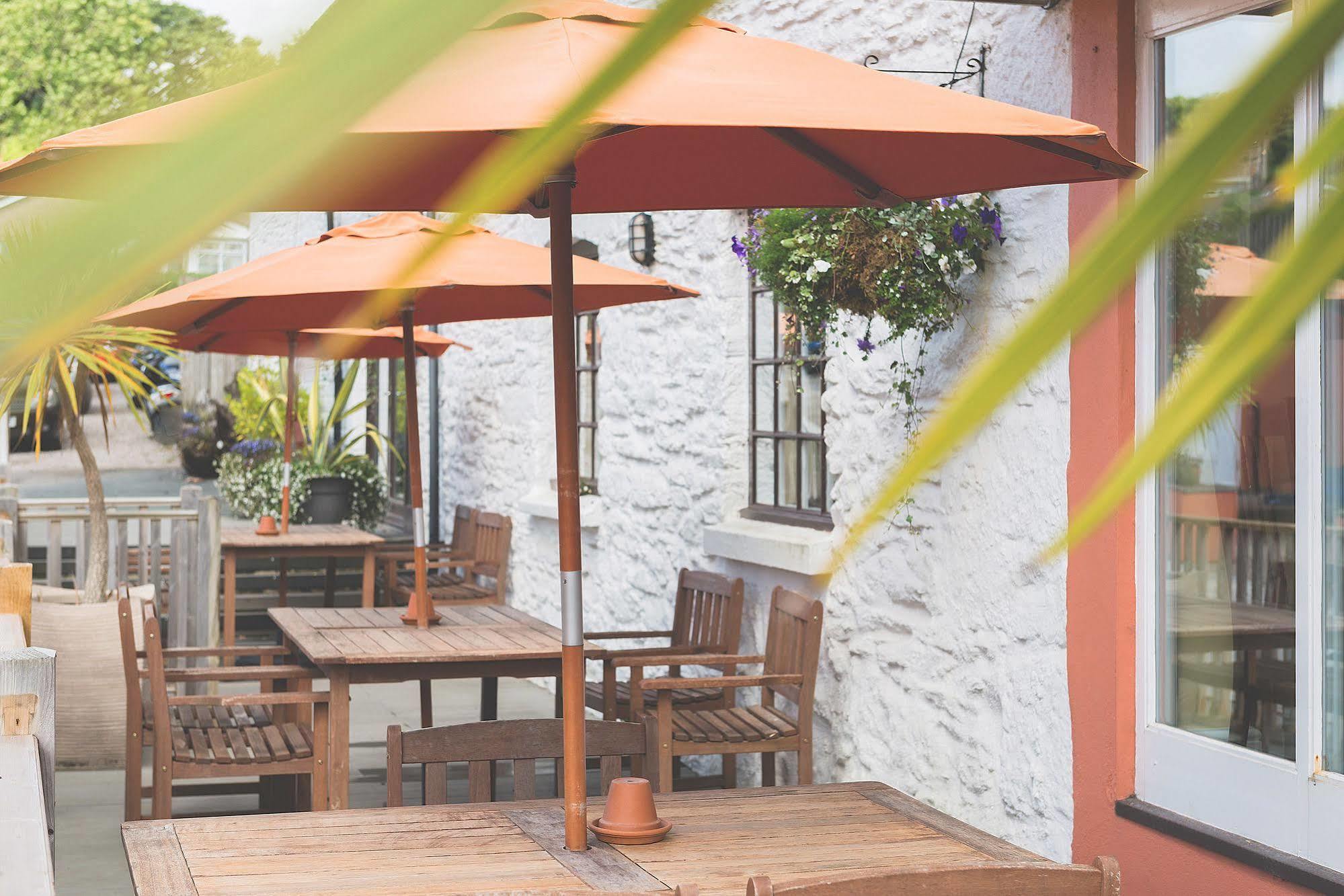 Rose & Crown Hotel Yealmpton Exterior photo